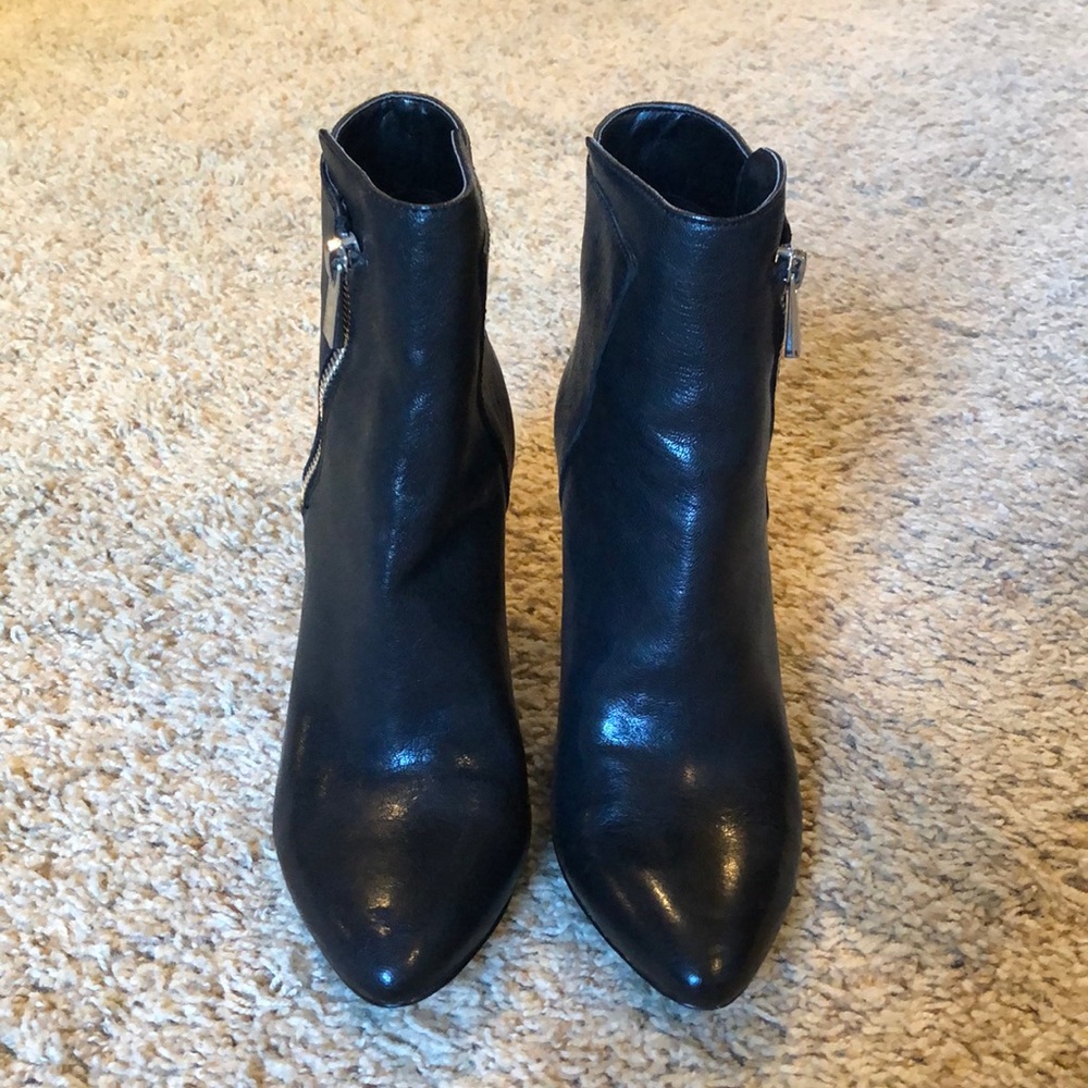 Vince Camuto Black bootie